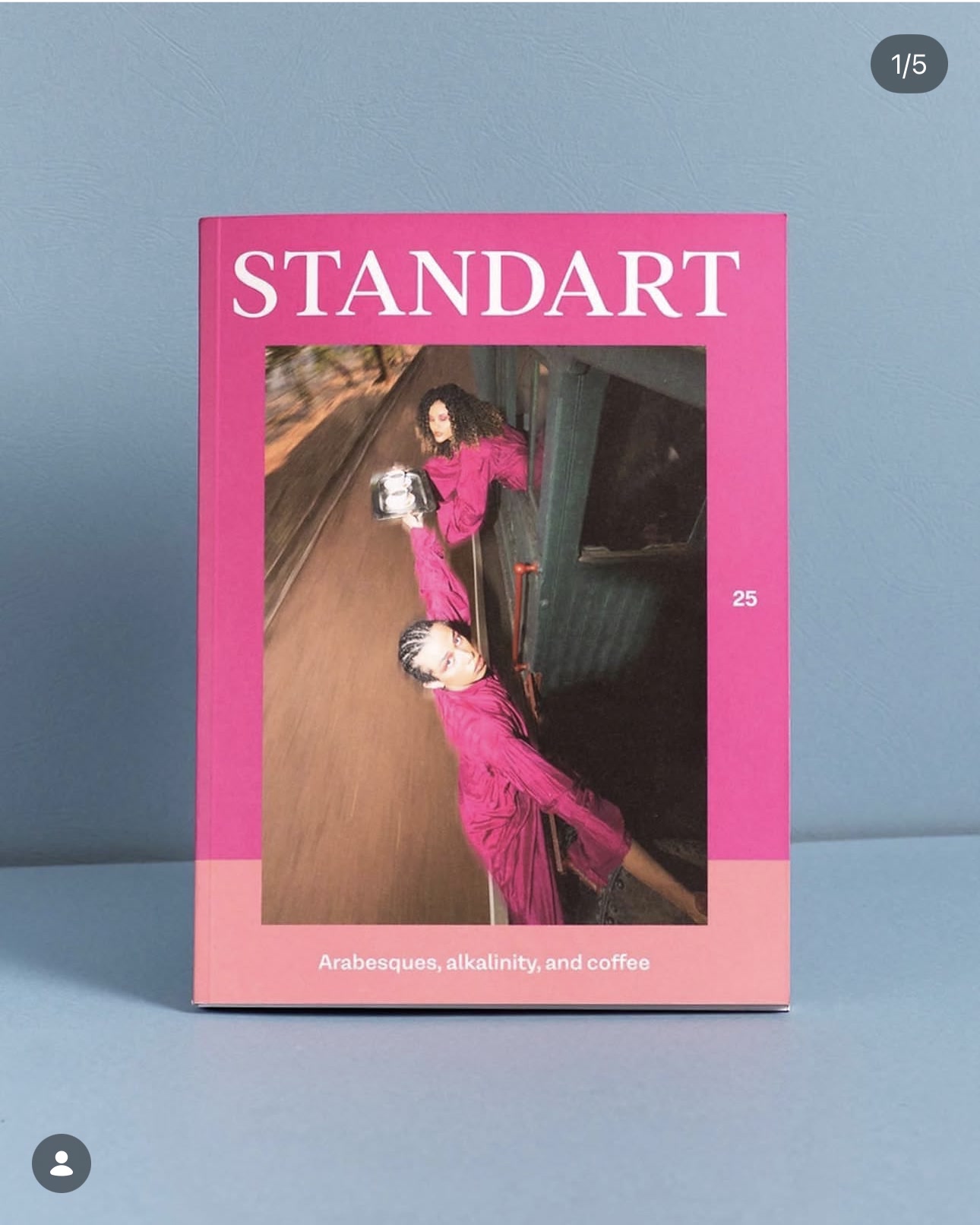 Standart Magazine issue 25 pink cover
